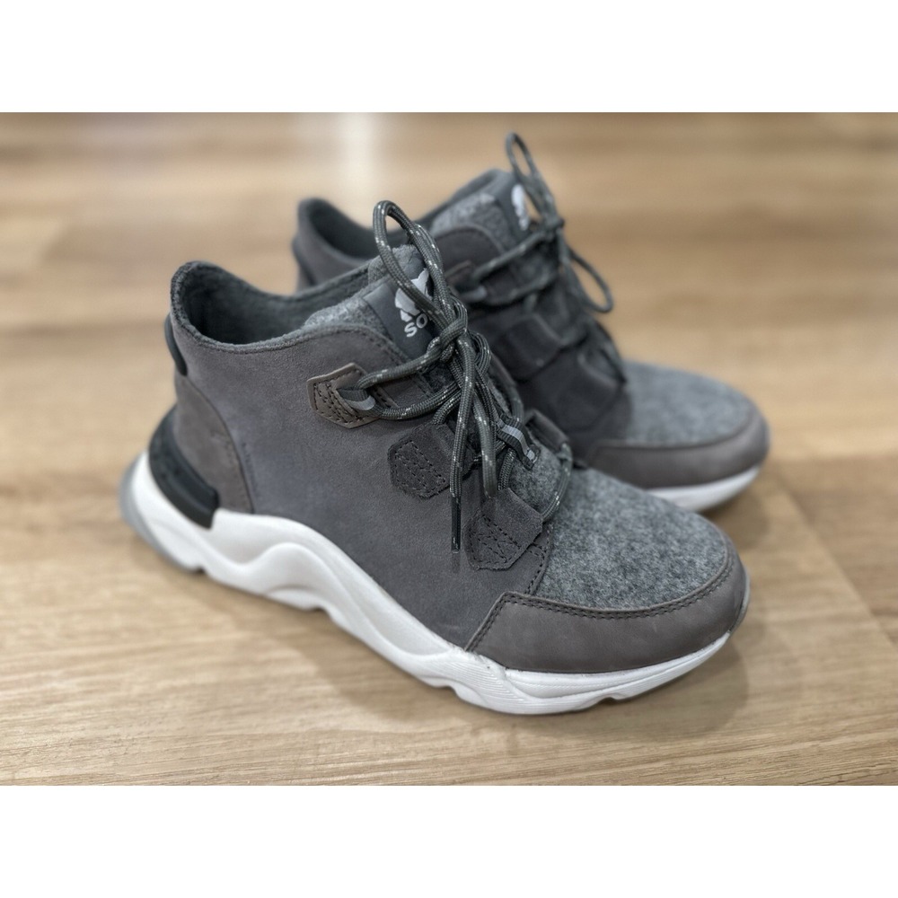 SOREL Kinetic RNEGD Caribou Waterproof Sneakers in Grey, Sz 8